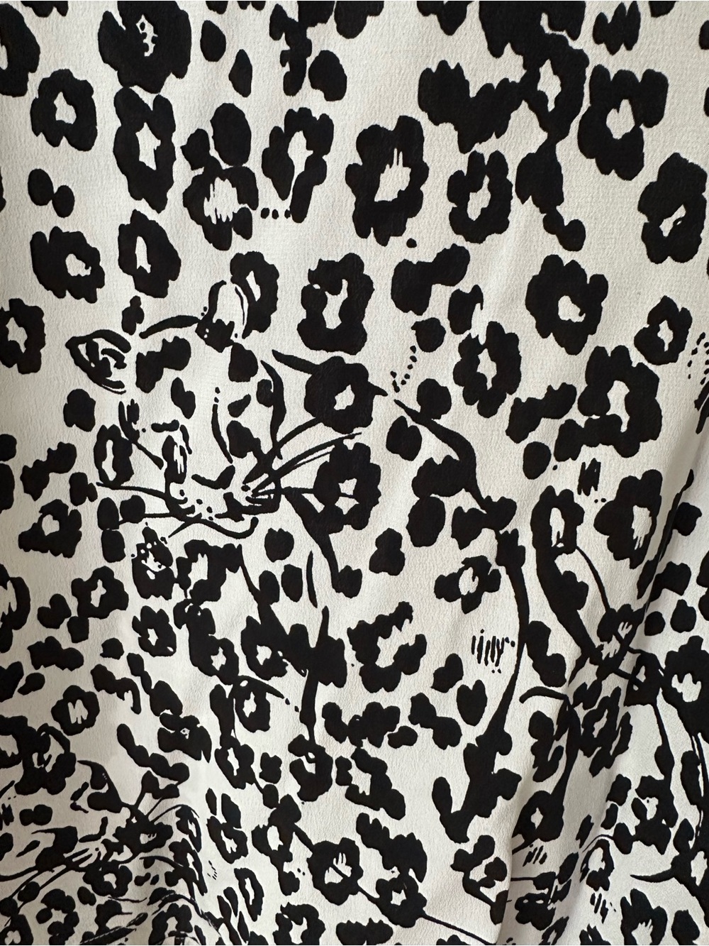 Lilly Pulitzer Black and White Leopard Print Button-Up - Picture 4 of 10